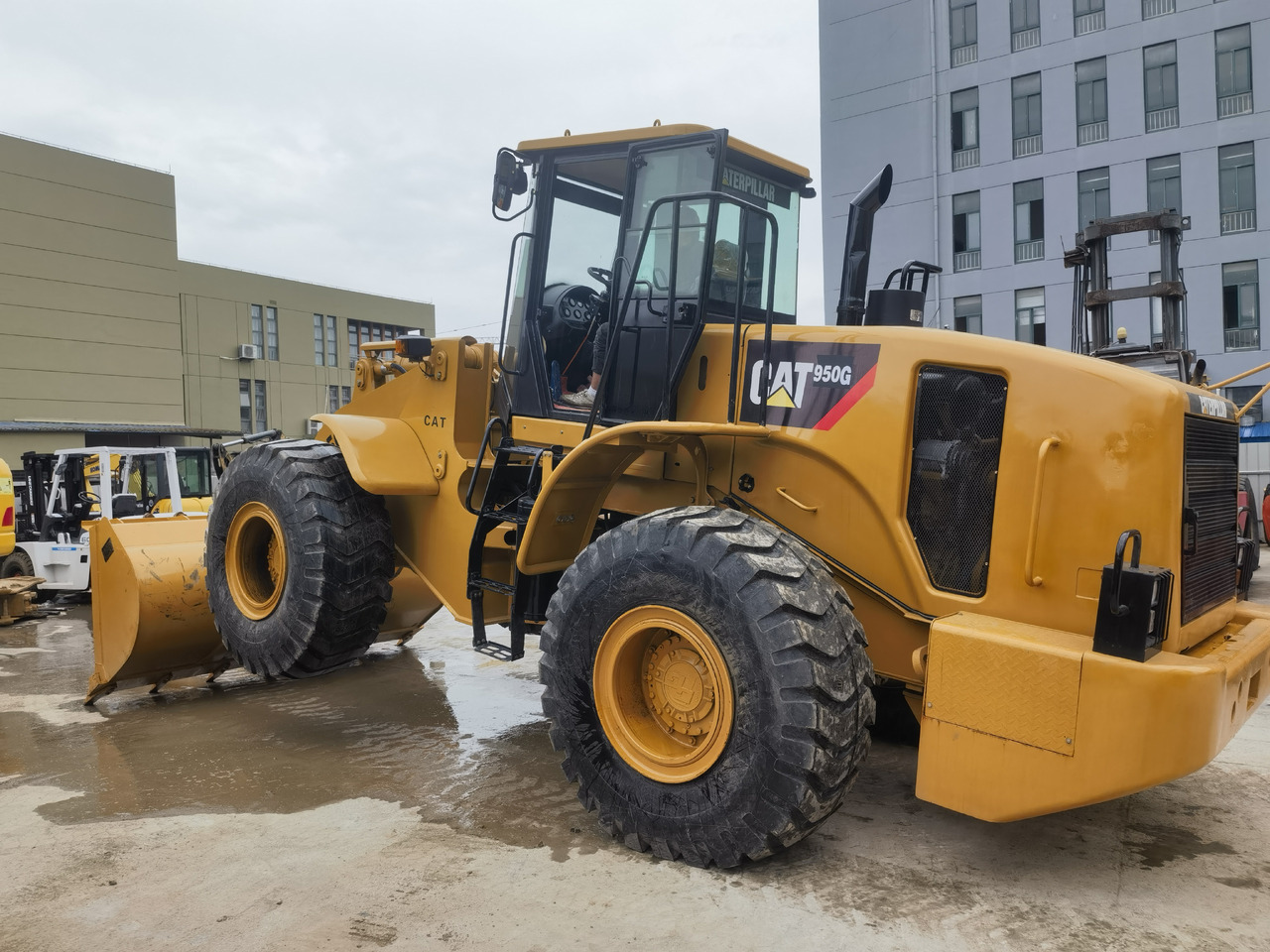 CAT 950G Wheel Loader - Chargeuse sur pneus: photos 4 CAT 950G Wheel Loader - Chargeuse sur pneus: photos 4