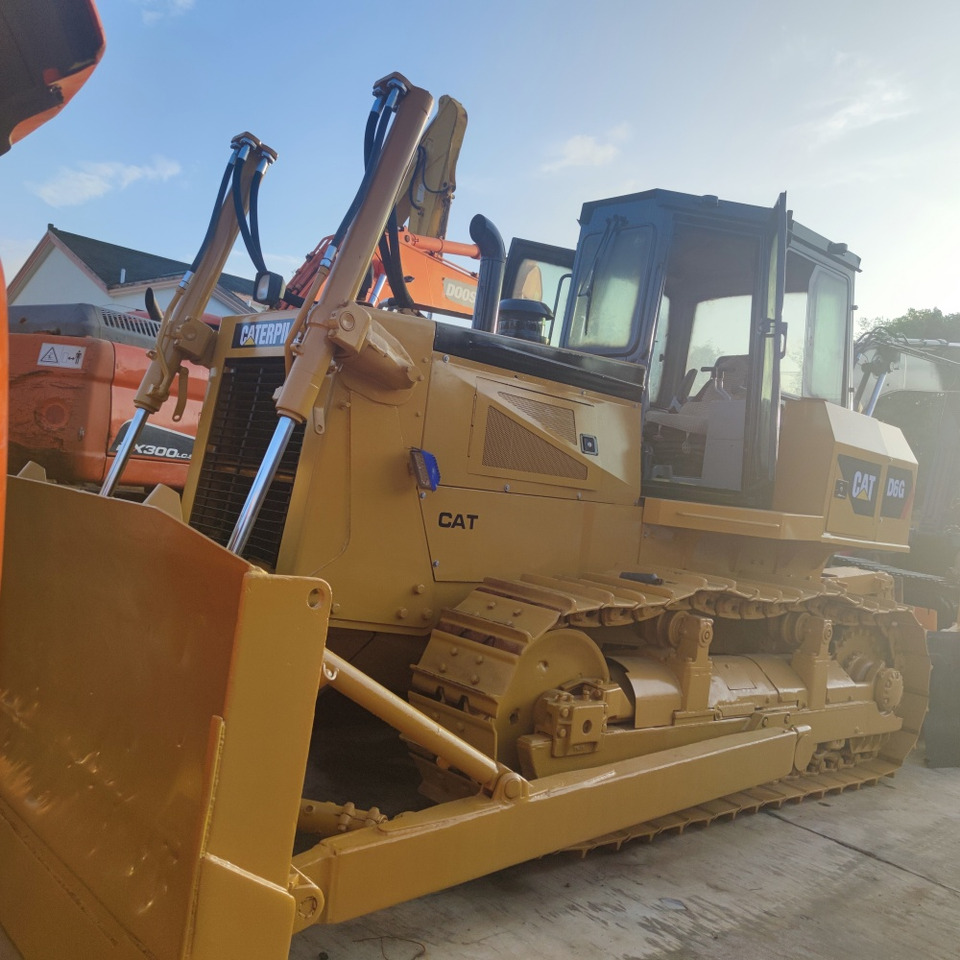 CAT D6G Bulldozer - Bulldozer: photos 3 CAT D6G Bulldozer - Bulldozer: photos 3