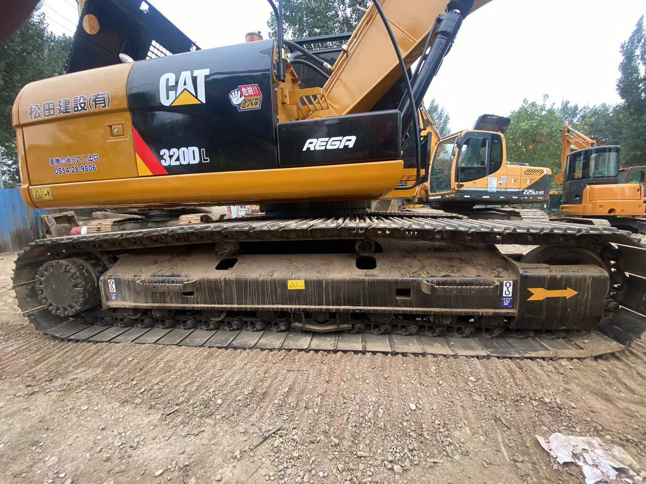 CAT320DL EXCAVATOR - Pelle sur chenille: photos 2 CAT320DL EXCAVATOR - Pelle sur chenille: photos 2
