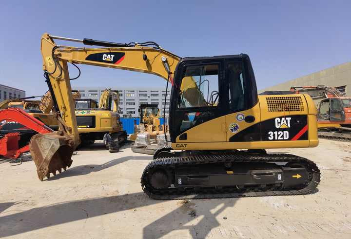 Cat 312D - Pelle sur chenille: photos 3 Cat 312D - Pelle sur chenille: photos 3