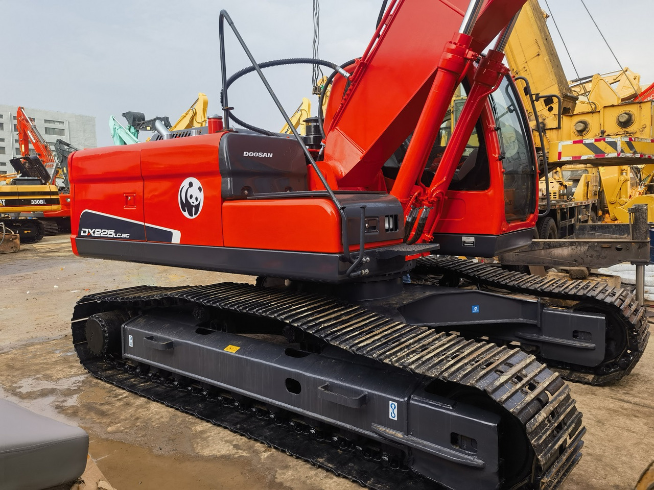Doosan Dx225 Crawler Excavator - Pelle sur chenille: photos 2 Doosan Dx225 Crawler Excavator - Pelle sur chenille: photos 2