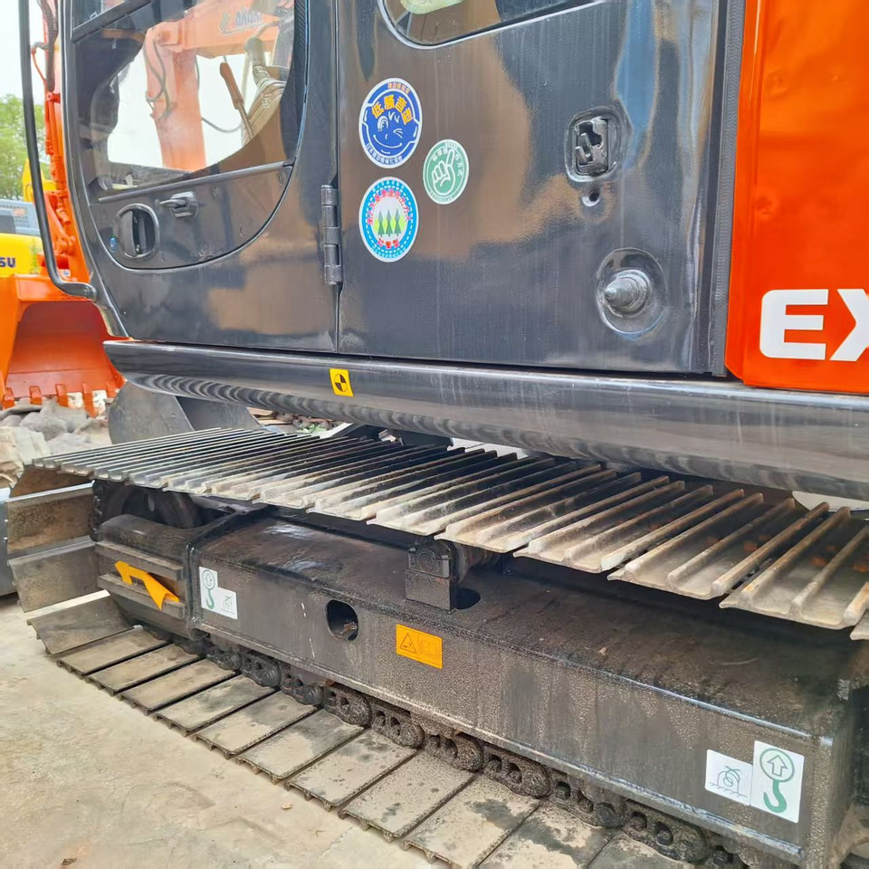 Hitachi EX60 Excavator - Pelle sur chenille: photos 4 Hitachi EX60 Excavator - Pelle sur chenille: photos 4