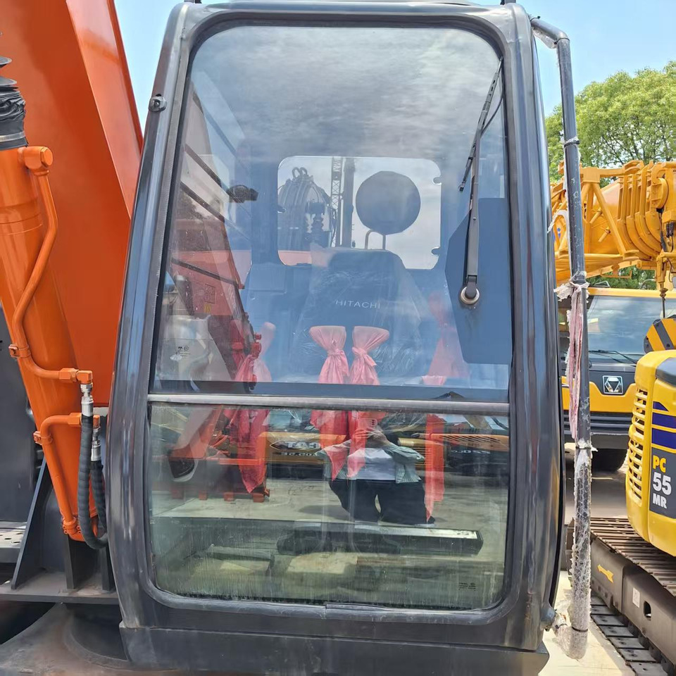 Hitachi ZX70 Excavator - Pelle sur chenille: photos 4 Hitachi ZX70 Excavator - Pelle sur chenille: photos 4
