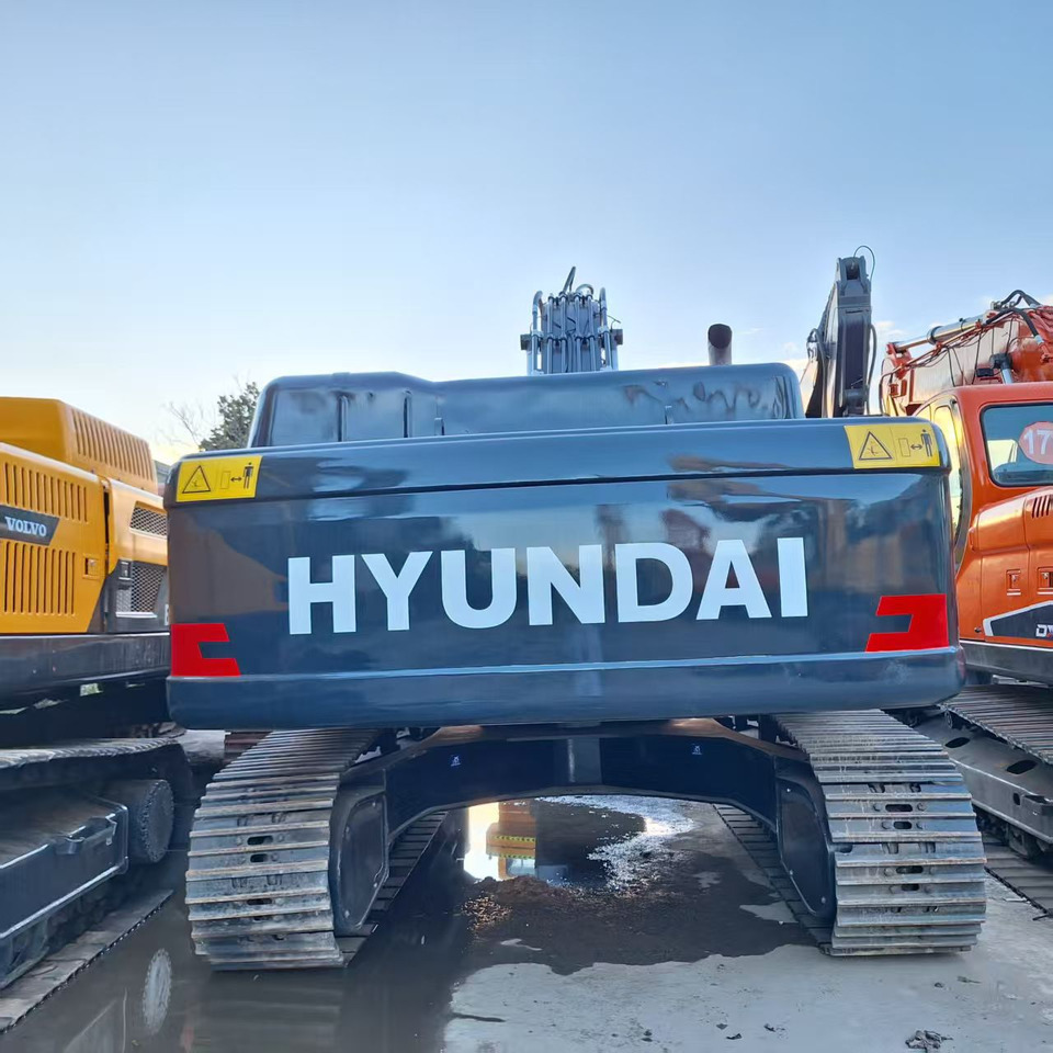Hyundai 350LVS excavator - Pelle sur pneus: photos 5 Hyundai 350LVS excavator - Pelle sur pneus: photos 5