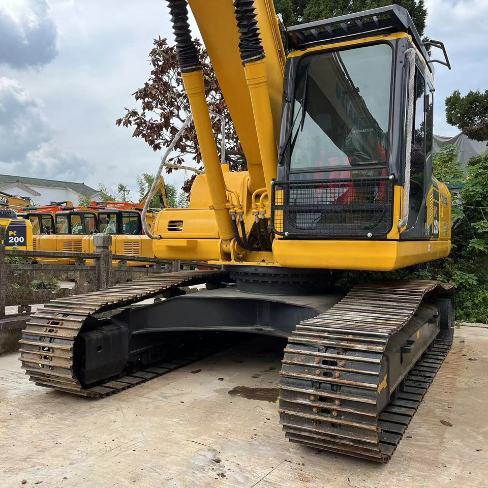 Komatsu PC 220-8 Excavator - Pelle sur chenille: photos 4 Komatsu PC 220-8 Excavator - Pelle sur chenille: photos 4