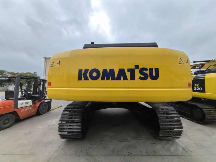Komatsu PC400-8 - Pelle sur chenille: photos 5 Komatsu PC400-8 - Pelle sur chenille: photos 5