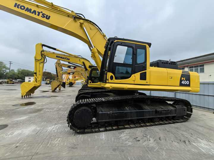 Komatsu PC400-8 - Pelle sur chenille: photos 2 Komatsu PC400-8 - Pelle sur chenille: photos 2