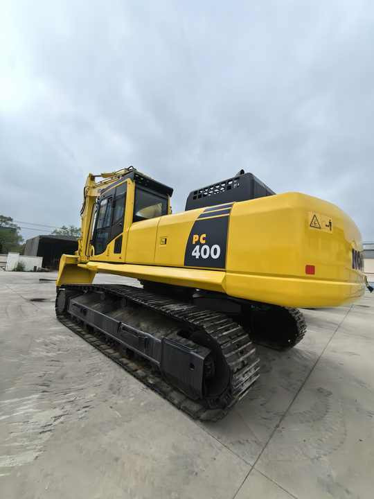 Komatsu PC400 -8 - Pelle sur chenille: photos 2 Komatsu PC400 -8 - Pelle sur chenille: photos 2