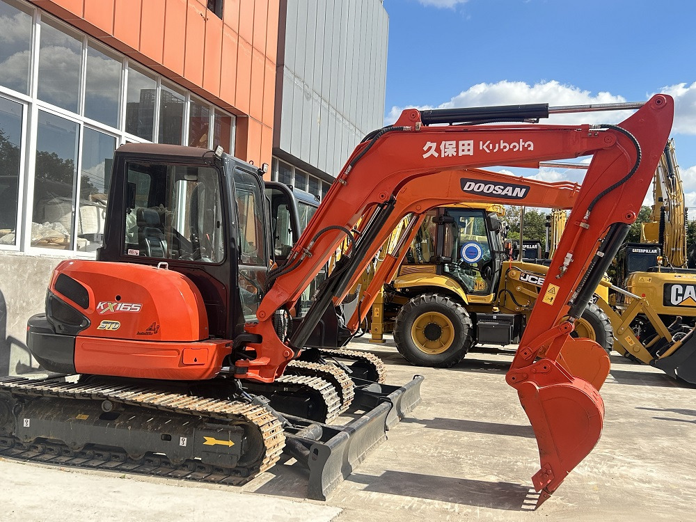 Kubota KX165-5 Excavators - Pelle sur chenille: photos 3 Kubota KX165-5 Excavators - Pelle sur chenille: photos 3