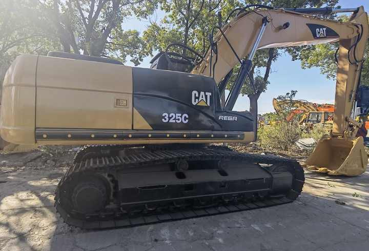 Original high quality second hand excavator Used Caterpillar 325C used excavator machine for sale - Pelle sur chenille: photos 3 Original high quality second hand excavator Used Caterpillar 325C used excavator machine for sale - Pelle sur chenille: photos 3