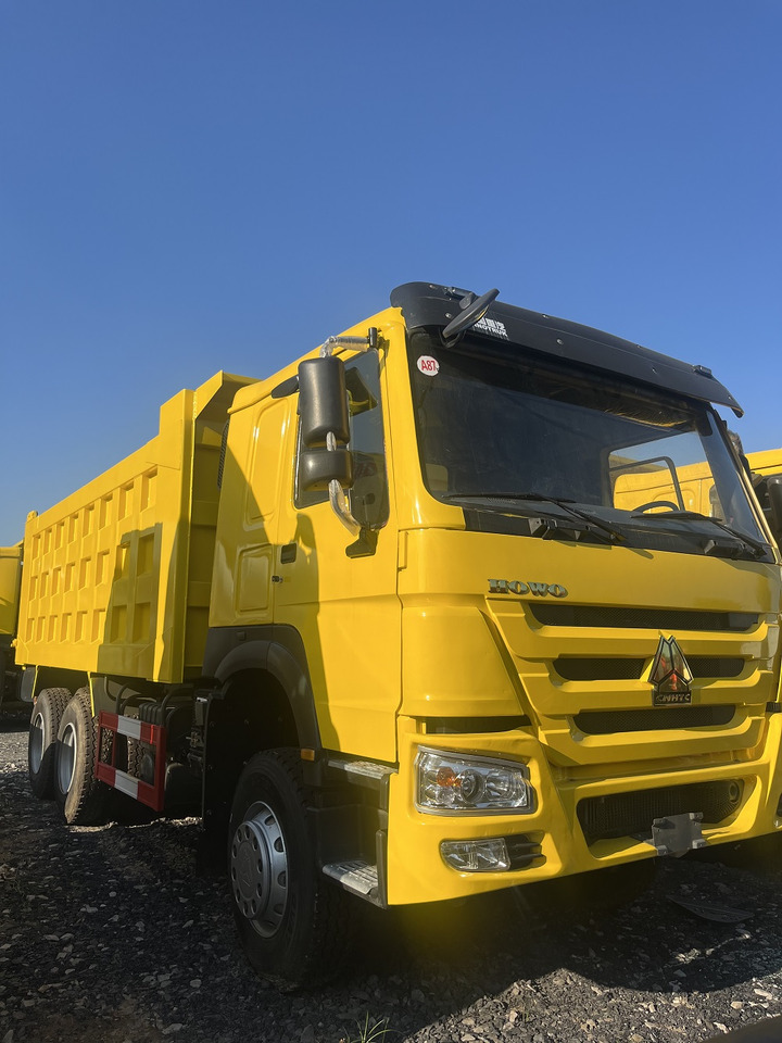 SINOTRUK Howo Dump truck 380hp 6x4 - Camion benne: photos 1 SINOTRUK Howo Dump truck 380hp 6x4 - Camion benne: photos 1