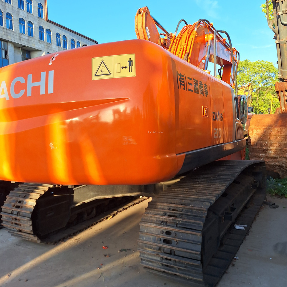 Second hand Hitachi ZX210 excavator - Pelle: photos 3 Second hand Hitachi ZX210 excavator - Pelle: photos 3