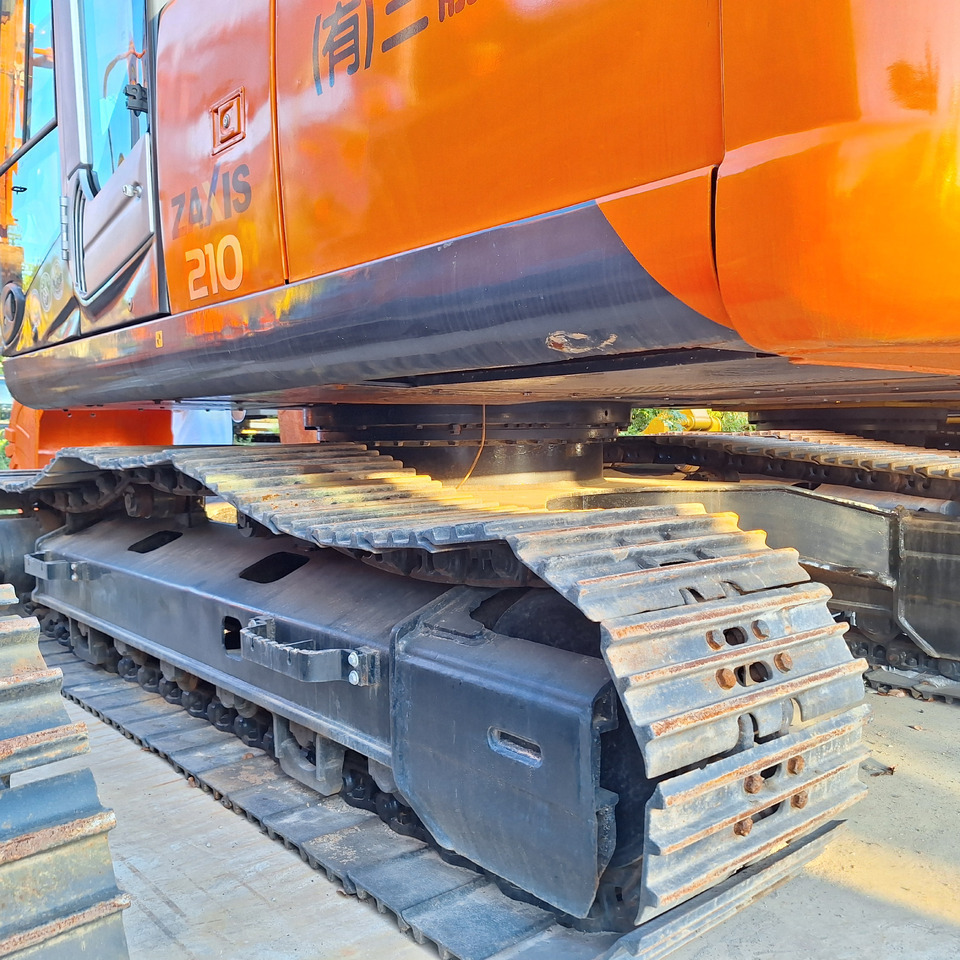 Second hand Hitachi ZX210 excavator - Pelle: photos 5 Second hand Hitachi ZX210 excavator - Pelle: photos 5