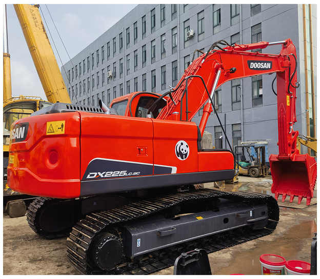 South Korea Used Crawler Hydraulic Excavator Doosan Excavadora DX225LC DX225 Excavator In Stock For Sale - Pelle sur chenille: photos 1 South Korea Used Crawler Hydraulic Excavator Doosan Excavadora DX225LC DX225 Excavator In Stock For Sale - Pelle sur chenille: photos 1