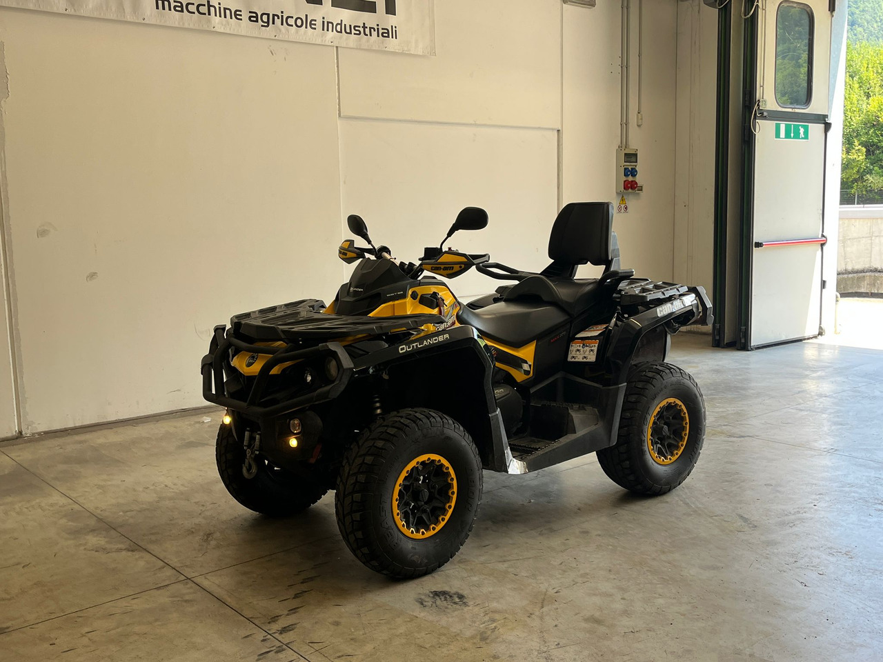 CAN-AM BRP OUTLANDER 1000 ROTAX 4X4 - Quadricycle: photos 2 CAN-AM BRP OUTLANDER 1000 ROTAX 4X4 - Quadricycle: photos 2