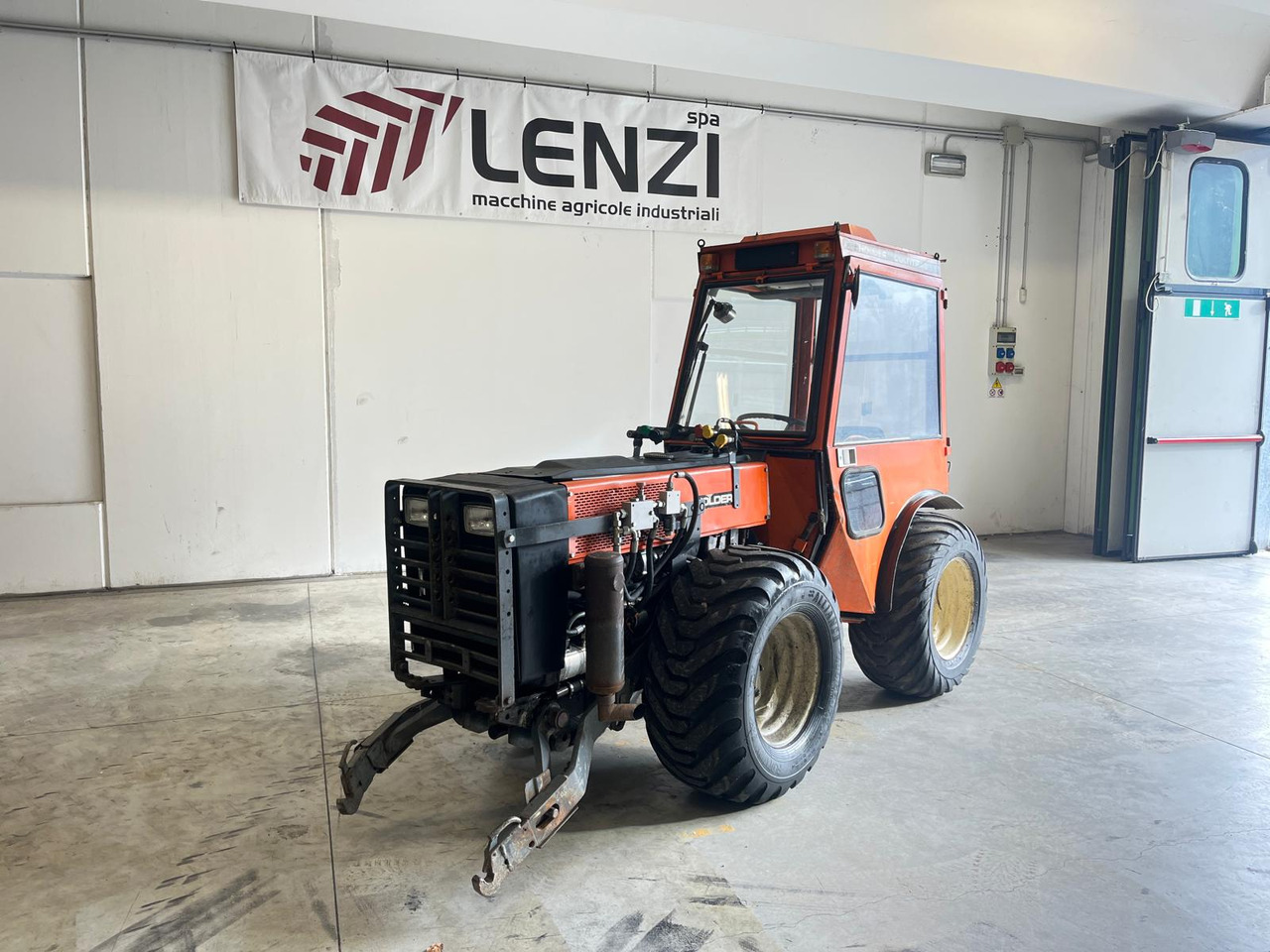 HOLDER CULTITRAC 411 - Tracteur agricole: photos 2 HOLDER CULTITRAC 411 - Tracteur agricole: photos 2