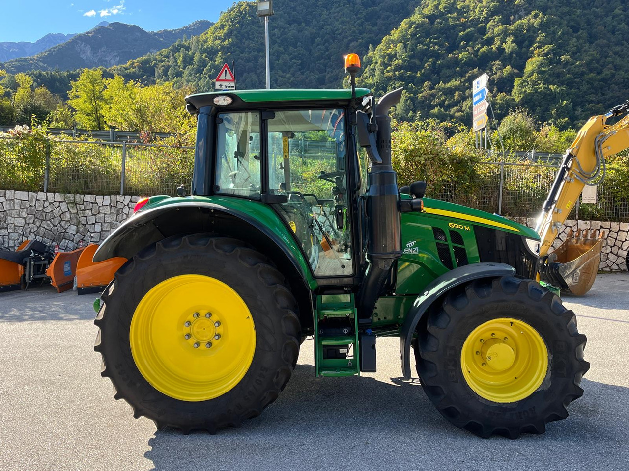 JOHN DEERE 6120 M - Tracteur agricole: photos 5 JOHN DEERE 6120 M - Tracteur agricole: photos 5