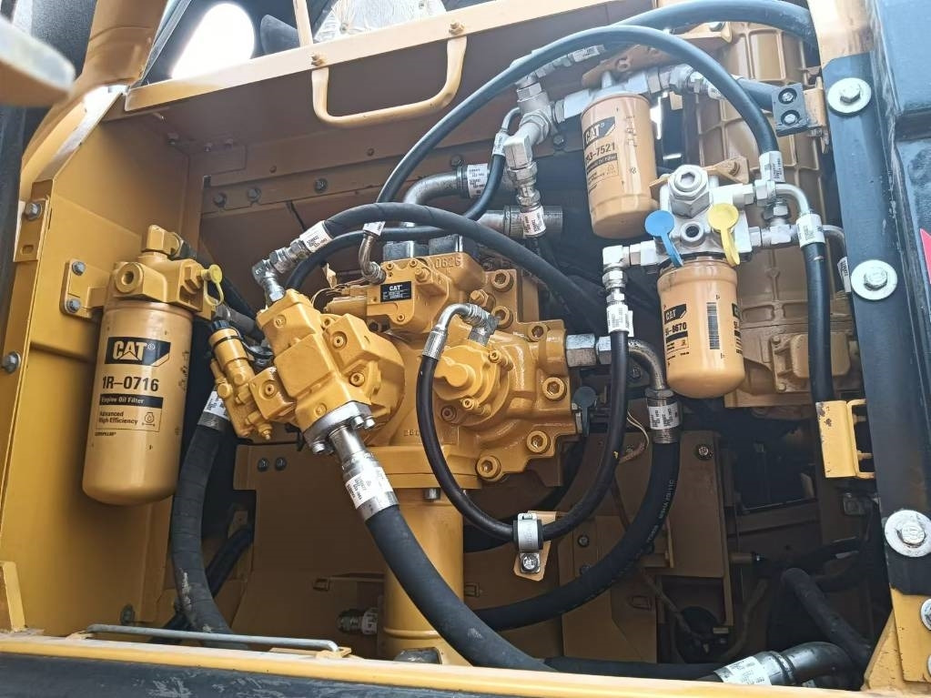 CAT 336 GC - Pelle sur chenille: photos 2 CAT 336 GC - Pelle sur chenille: photos 2