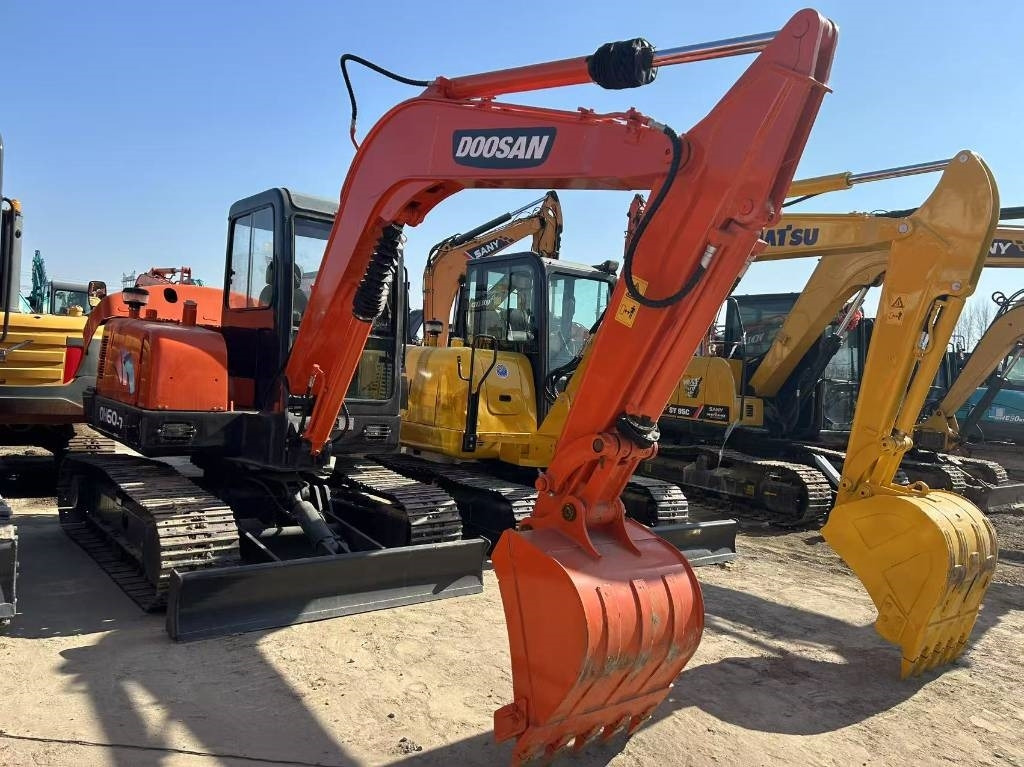 Doosan DH 55 - Mini pelle: photos 2 Doosan DH 55 - Mini pelle: photos 2