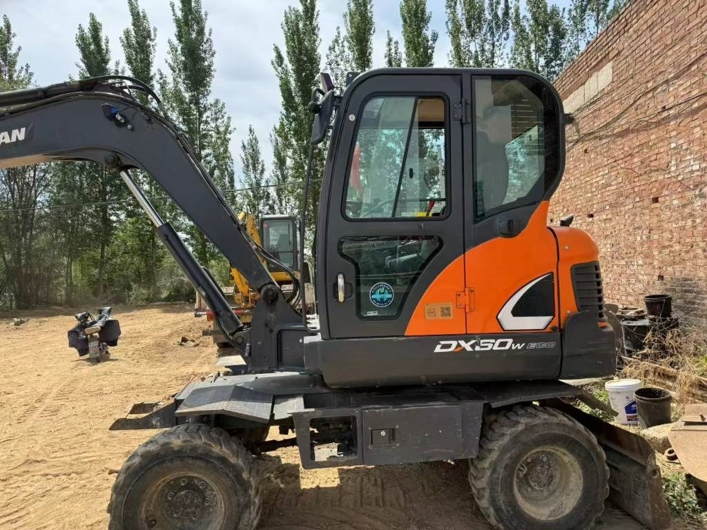 Doosan DX 60 - Mini pelle: photos 5 Doosan DX 60 - Mini pelle: photos 5