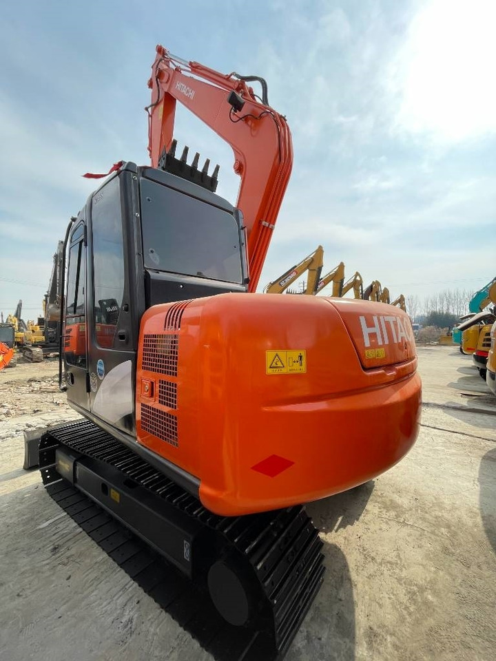 Hitachi Zaxis 70 - Pelle sur chenille: photos 3 Hitachi Zaxis 70 - Pelle sur chenille: photos 3