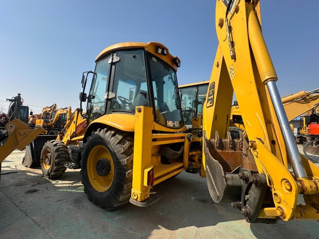 JCB 3 CX - Tractopelle: photos 3 JCB 3 CX - Tractopelle: photos 3