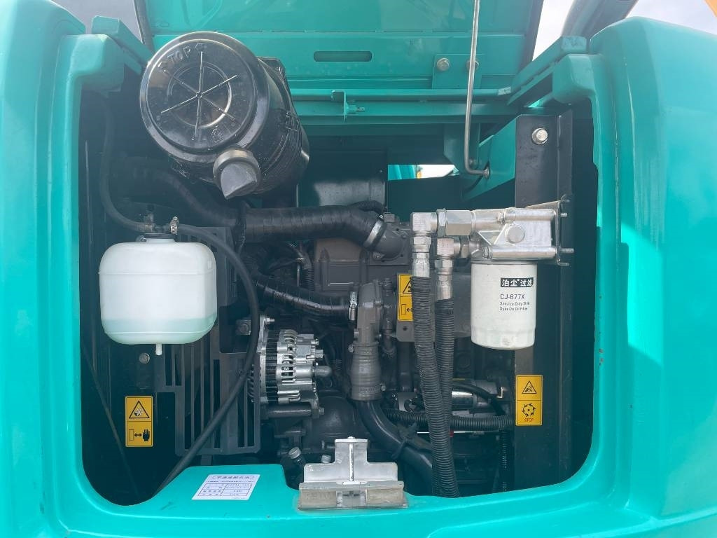 Kobelco SK 75 - Pelle sur chenille: photos 5 Kobelco SK 75 - Pelle sur chenille: photos 5