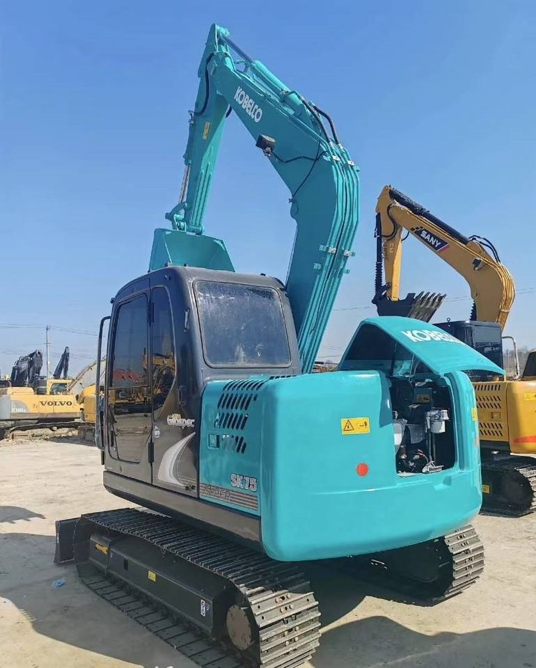 Kobelco SK 75 - Pelle sur chenille: photos 1 Kobelco SK 75 - Pelle sur chenille: photos 1