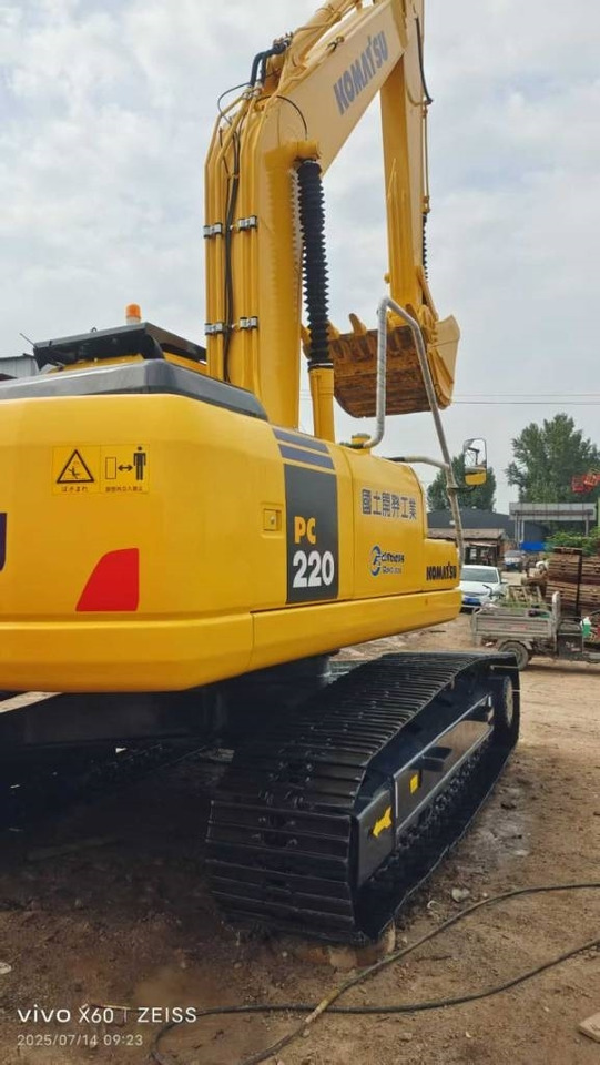 Komatsu PC 220 - Mini pelle: photos 1 Komatsu PC 220 - Mini pelle: photos 1