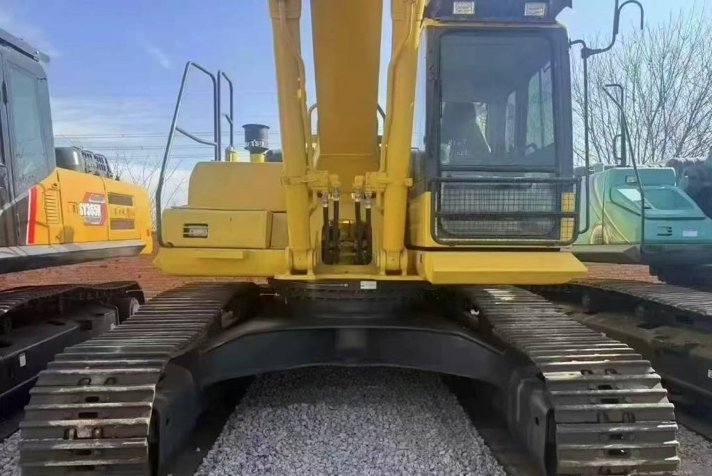 Komatsu PC 350-8 - Pelle sur chenille: photos 4 Komatsu PC 350-8 - Pelle sur chenille: photos 4