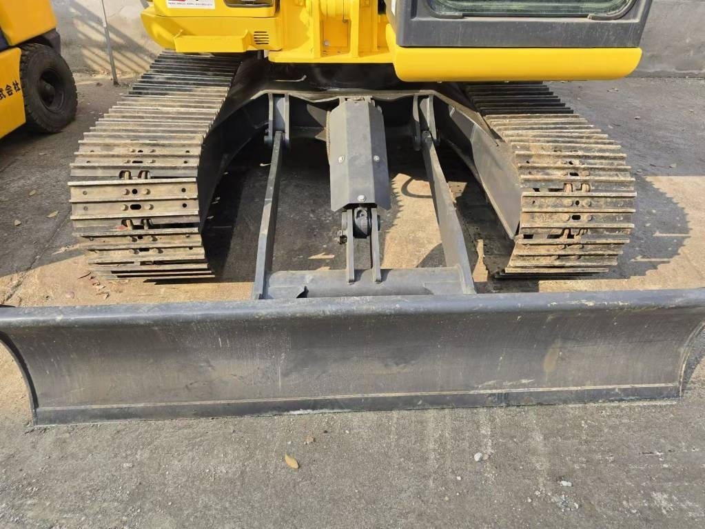 Mini pelle Komatsu PC 70 [ Copy ]: photos 7