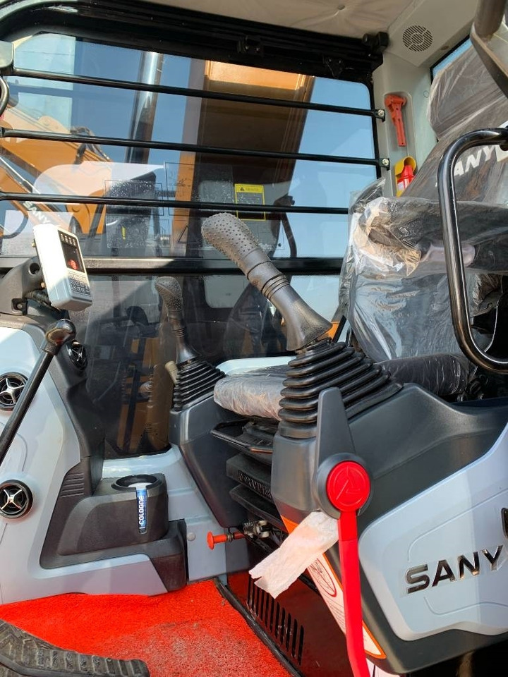 Sany SY 95 C - Pelle sur chenille: photos 2 Sany SY 95 C - Pelle sur chenille: photos 2