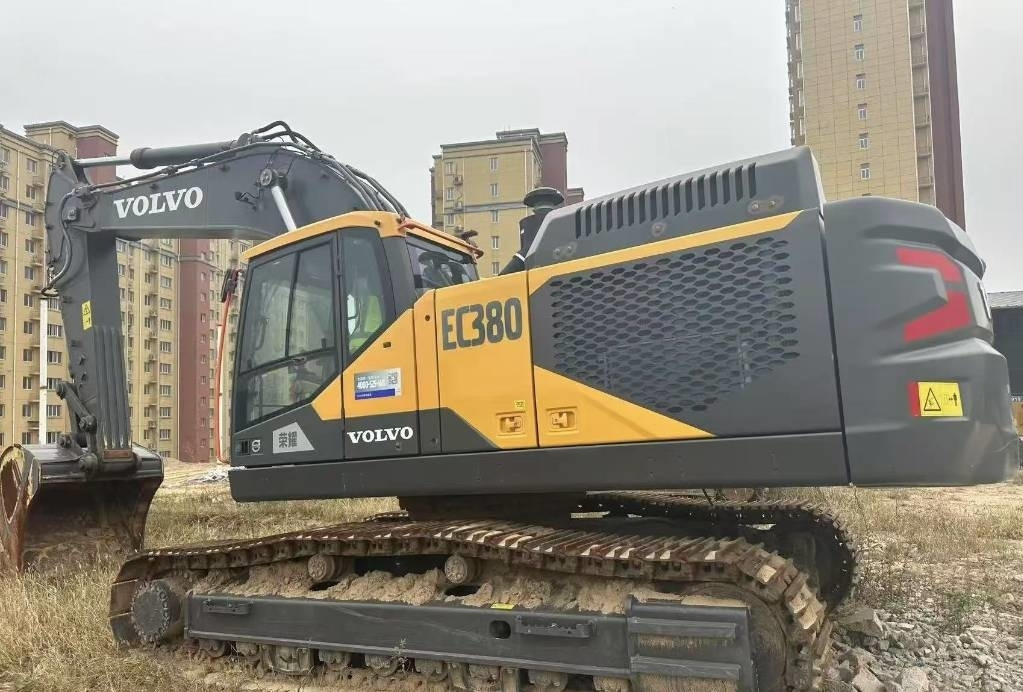 Pelle sur chenille Volvo EC 380 D: photos 6