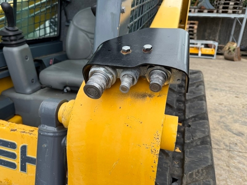 Gehl RT165 - Chargeuse sur chenilles: photos 5 Gehl RT165 - Chargeuse sur chenilles: photos 5