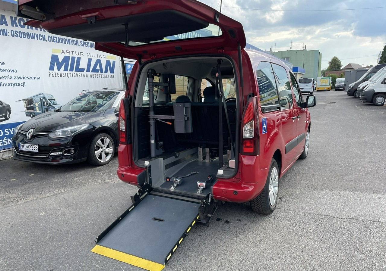 Voiture Citroen Berlingo II Berlingo 1.6 do przewozu Niepełnosprawnych inwalida rampa 2018: photos 12