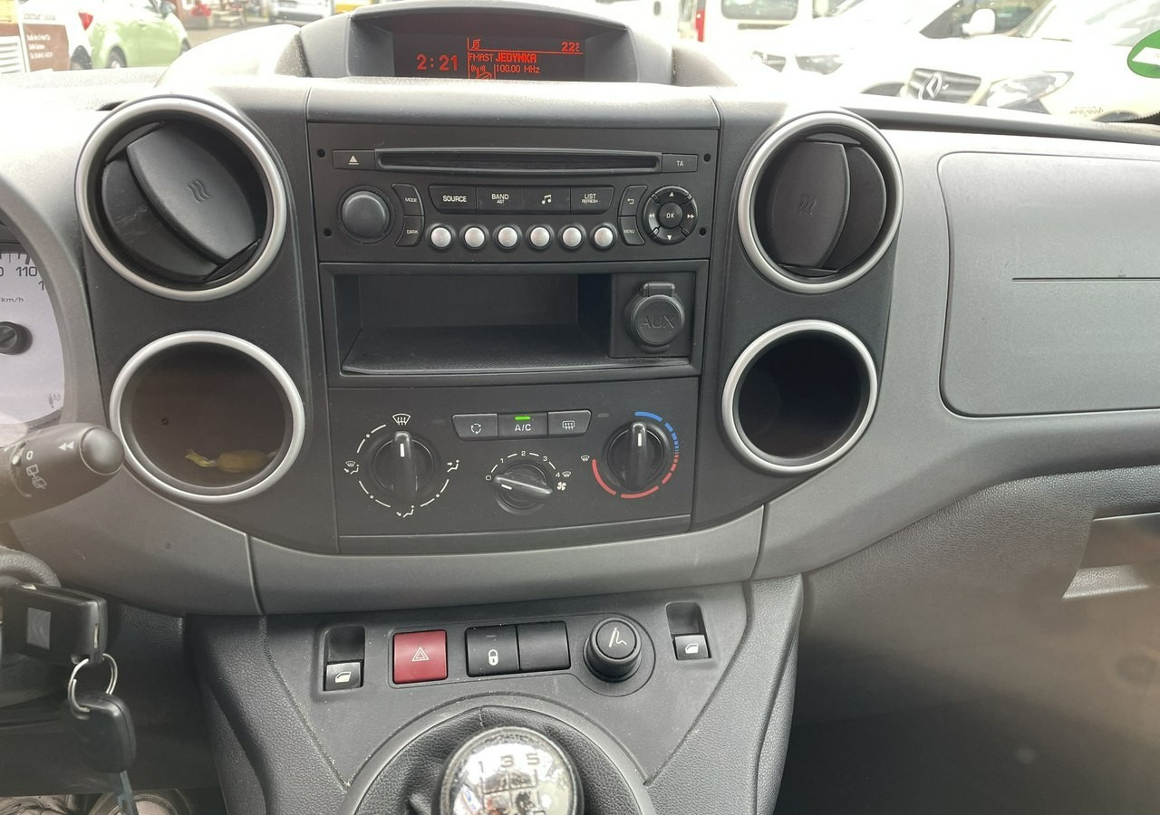 Voiture Citroen Berlingo II Berlingo 1.6 do przewozu Niepełnosprawnych inwalida rampa 2018: photos 11