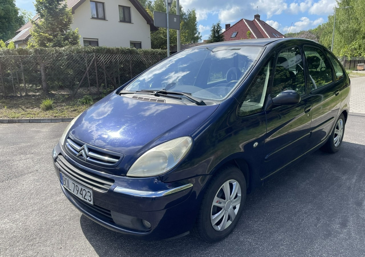 Citroen Xsara Picasso Citroen Xsara Picasso 1.6HDI-110KM Klima tempomat 2006 - Voiture: photos 1 Citroen Xsara Picasso Citroen Xsara Picasso 1.6HDI-110KM Klima tempomat 2006 - Voiture: photos 1