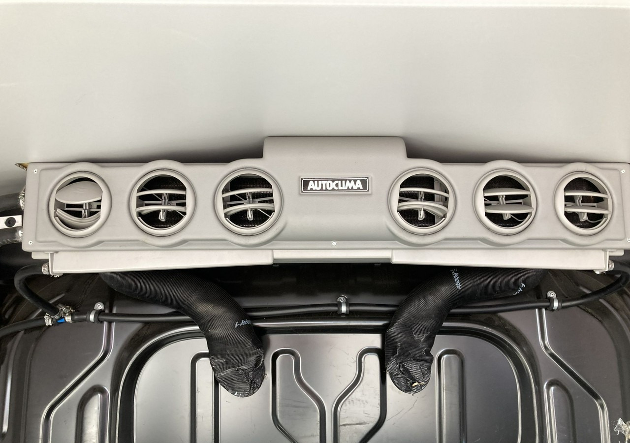 Fourgon utilitaire Fiat Doblo Fiat Doblo 1,3 jtd ECO Flex chłodnia do leków 2013: photos 12