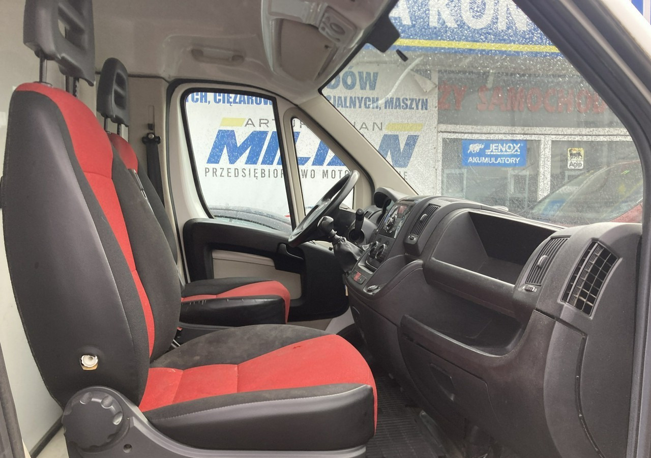 Camion magasin Fiat Ducato Autosklep pieczy Gastronomiczny Food Truck Foodtruck sklep bar 2013: photos 13 Camion magasin Fiat Ducato Autosklep pieczy Gastronomiczny Food Truck Foodtruck sklep bar 2013: photos 13