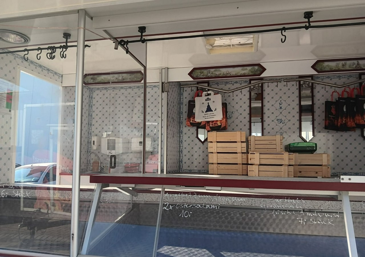 Fiat Ducato Autosklep wędlin Gastronomiczny Food Truck Foodtruck 140tkm sklep 20 - Camion magasin: photos 2 Fiat Ducato Autosklep wędlin Gastronomiczny Food Truck Foodtruck 140tkm sklep 20 - Camion magasin: photos 2