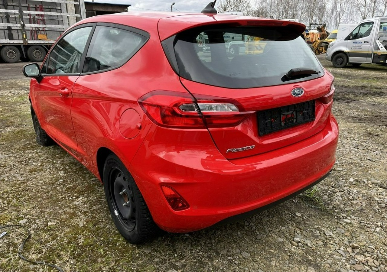 Ford Fiesta IX LIFT 1.1 Benzyna 75KM Klima Carplay Pakiet Winter Cool&Connect 2021 - Voiture à hayon: photos 1 Ford Fiesta IX LIFT 1.1 Benzyna 75KM Klima Carplay Pakiet Winter Cool&Connect 2021 - Voiture à hayon: photos 1