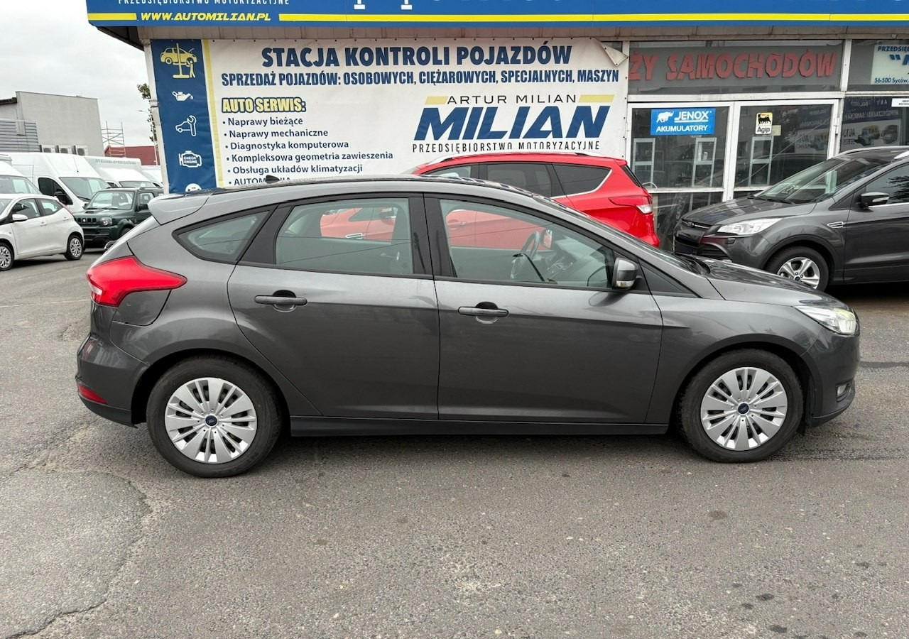 Ford Focus III Focus 1.0 EcoBoost Klima Salon PL 2015 - Voiture à hayon: photos 3 Ford Focus III Focus 1.0 EcoBoost Klima Salon PL 2015 - Voiture à hayon: photos 3