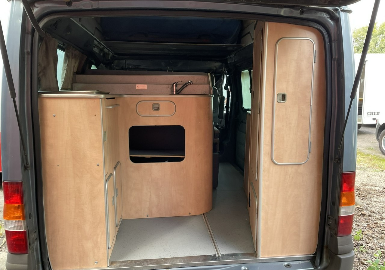 Ford Transit Ford Transit Kamper 5-osobowy WESTFALIA - Fourgon aménagé: photos 5 Ford Transit Ford Transit Kamper 5-osobowy WESTFALIA - Fourgon aménagé: photos 5