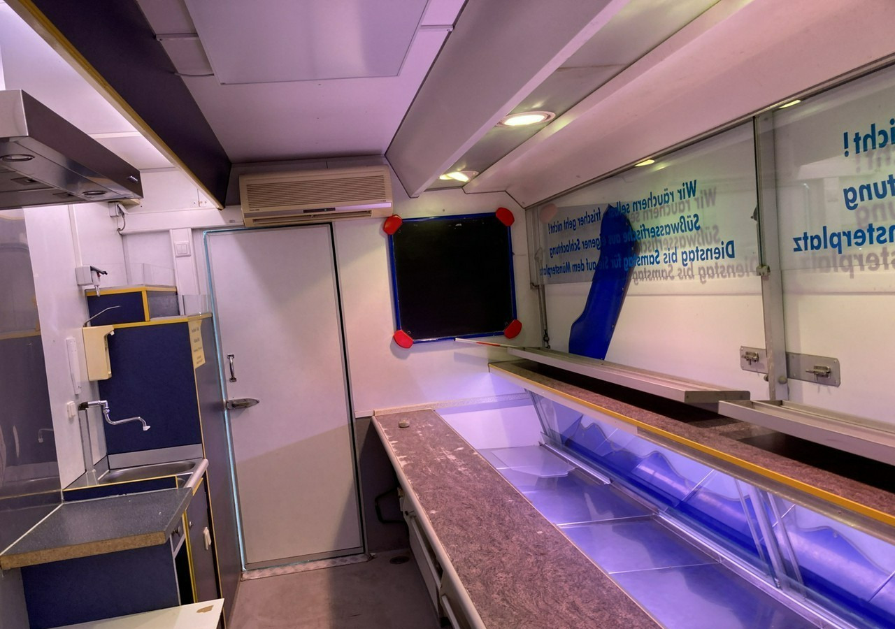 Inna Inny Autosklep wędlin Gastronomiczna food truck foodtruck sklep Klima199 - Remorque magasin: photos 4 Inna Inny Autosklep wędlin Gastronomiczna food truck foodtruck sklep Klima199 - Remorque magasin: photos 4