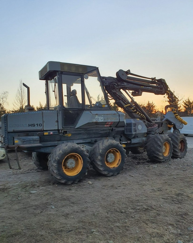 Inna Inny Maszyna Leśna do wycinki drzewa Harwester Ponsse SF Cobra 10 - Abatteuse: photos 1 Inna Inny Maszyna Leśna do wycinki drzewa Harwester Ponsse SF Cobra 10 - Abatteuse: photos 1