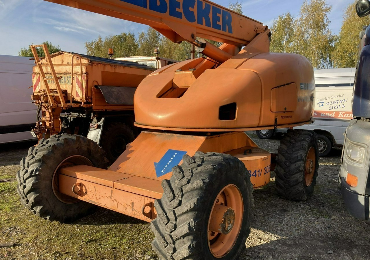 Inna Inny Podnośnik koszowy Haulotte H23 zwyżka 4x4 12082 mg 23 metrów - Nacelle télescopique: photos 3 Inna Inny Podnośnik koszowy Haulotte H23 zwyżka 4x4 12082 mg 23 metrów - Nacelle télescopique: photos 3
