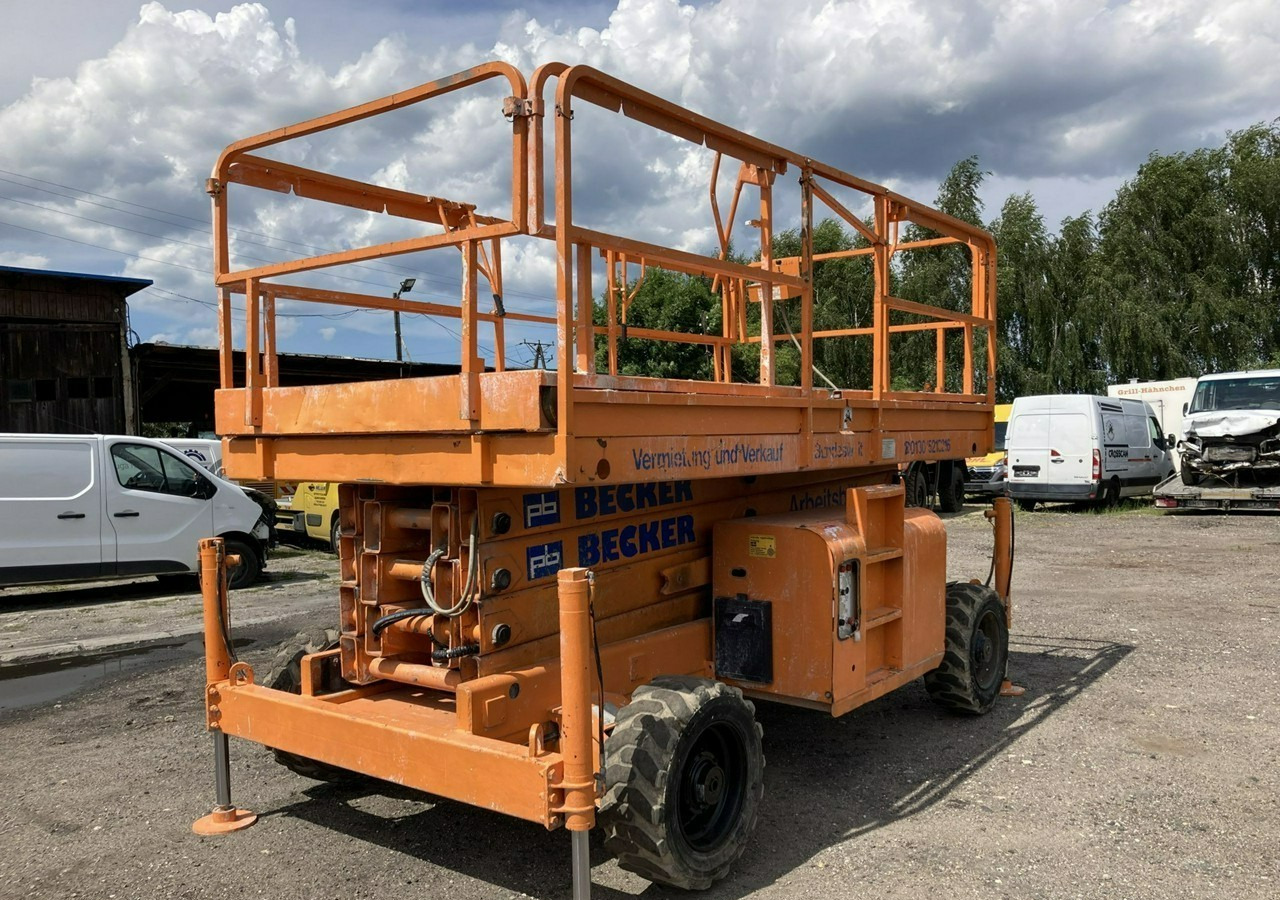 Inna Inny Podnośnik nożycowy Haulotte H15SDX 4x4 podpory 6905 mg 15 metrów - Nacelle ciseaux: photos 2 Inna Inny Podnośnik nożycowy Haulotte H15SDX 4x4 podpory 6905 mg 15 metrów - Nacelle ciseaux: photos 2