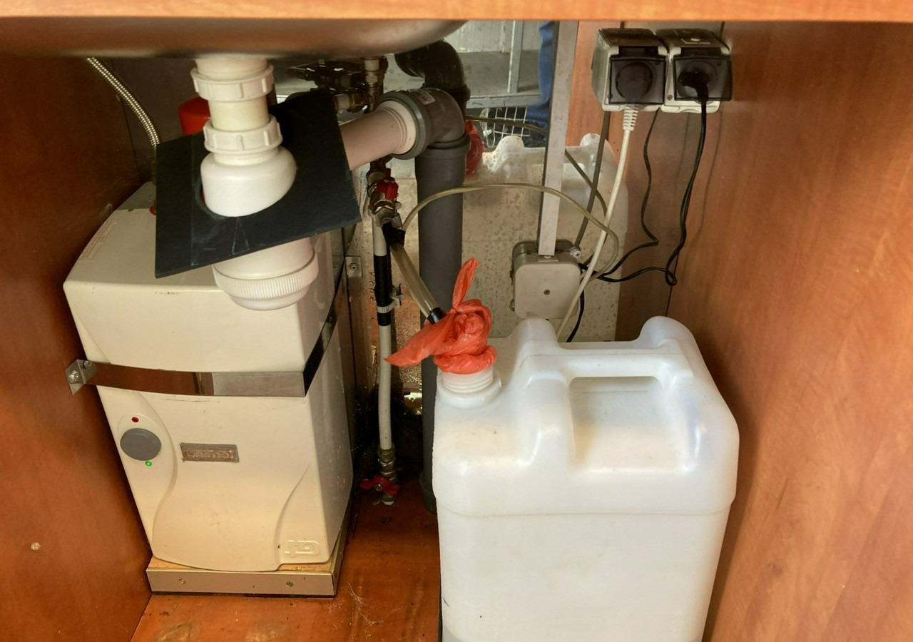 Inna Inny Przyczepa Autosklep Gastronomiczny Foodtruck Food Truck Sklep 2012 - Remorque magasin: photos 4 Inna Inny Przyczepa Autosklep Gastronomiczny Foodtruck Food Truck Sklep 2012 - Remorque magasin: photos 4