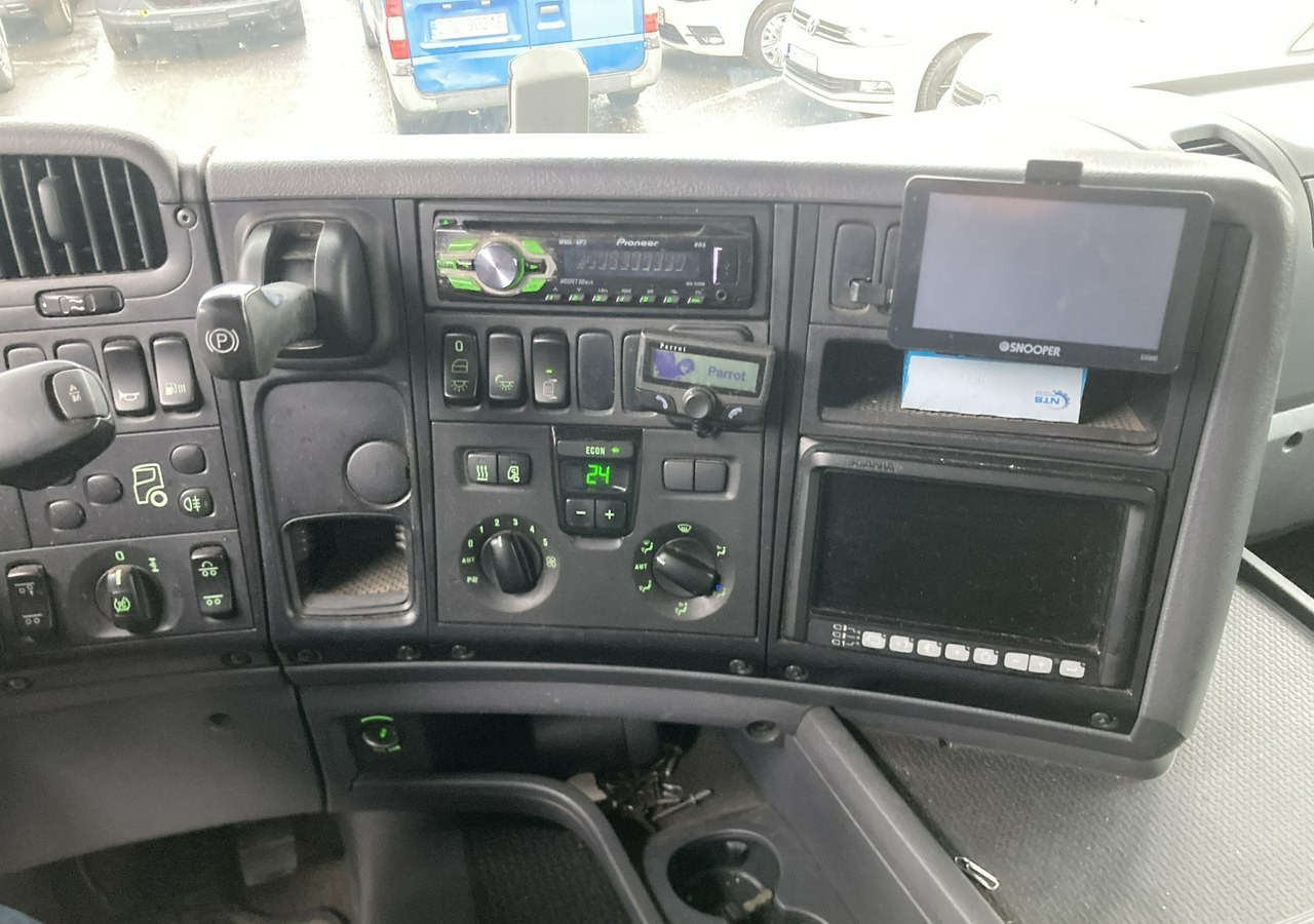 Inna Inny Scania G320 Wózek PALFINGER Firanka Plandeka plandeka Moffett 2012 - Utilitaire rideaux coulissants (PLSC): photos 5 Inna Inny Scania G320 Wózek PALFINGER Firanka Plandeka plandeka Moffett 2012 - Utilitaire rideaux coulissants (PLSC): photos 5