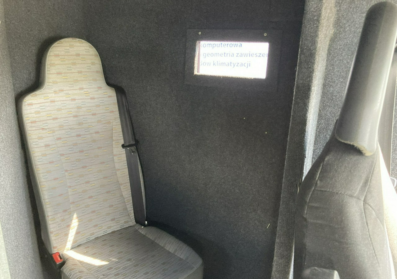 Iveco Daily Iveco 35-130 Bankowóz Kuloodporny Opancerzony Pancerny 2015 - Fourgon grand volume: photos 5 Iveco Daily Iveco 35-130 Bankowóz Kuloodporny Opancerzony Pancerny 2015 - Fourgon grand volume: photos 5